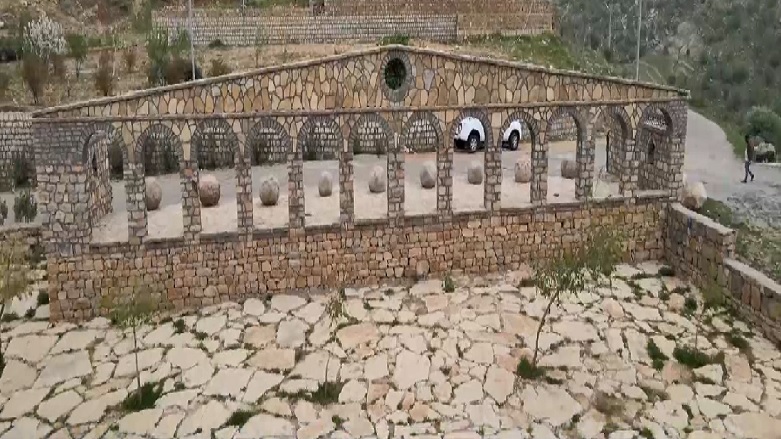 یادمان مرواری رَش روایتگر رویدادهای تاریخی کوردستان است